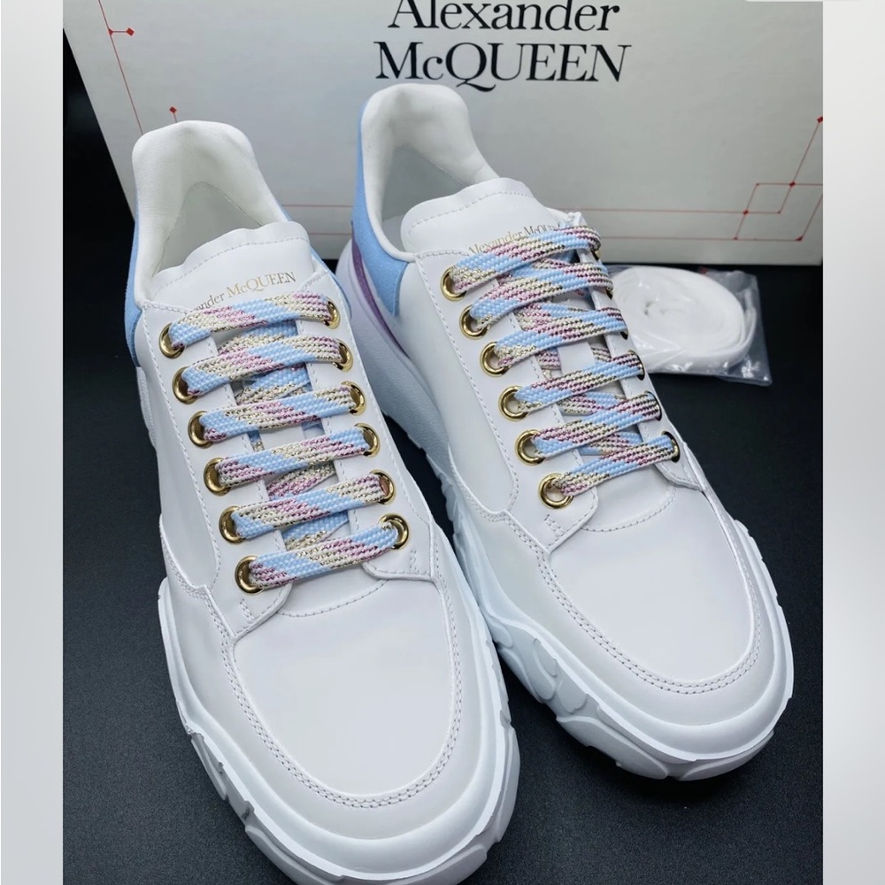 Alexander McQueen Women’s Court Leather Sneakers Size 8 NWB AUTHENTIC - Picture 1 of 12